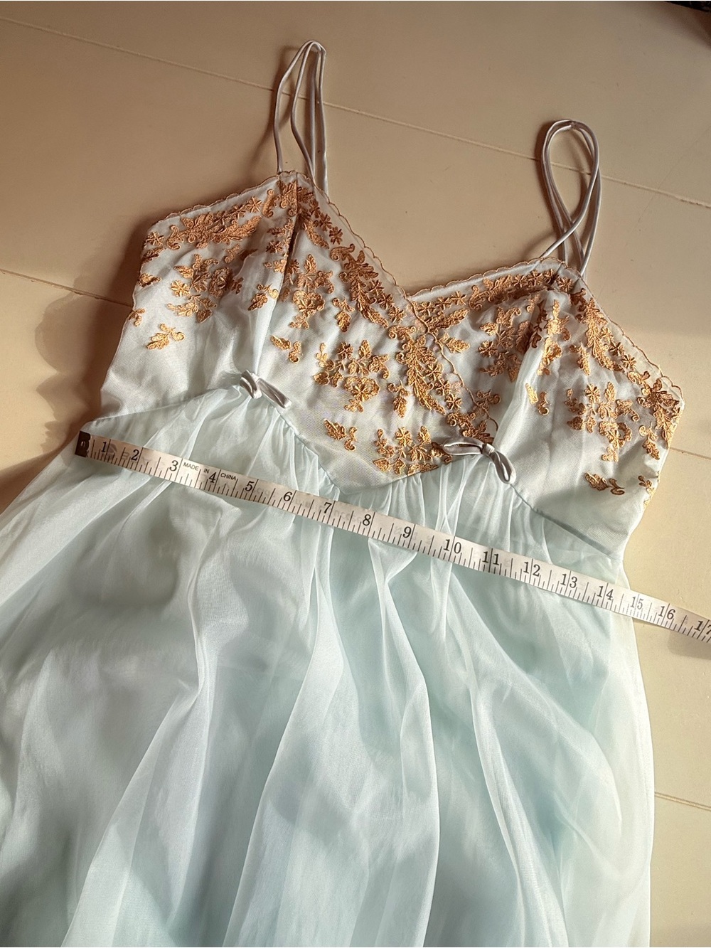 Vintage 1950s Vanity Fair Peignoir Set Pale Blue & Gold Embroidered Small - Picture 14 of 17